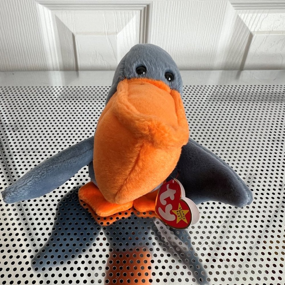 Ty Beanie Baby - Scoop the Pelican Retired Mint Cond. 1996 - RARE